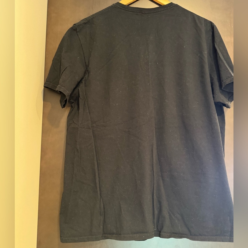 PINK FLOYD Men’s Black Tee with Colorful Graphic - Picture 3 of 4